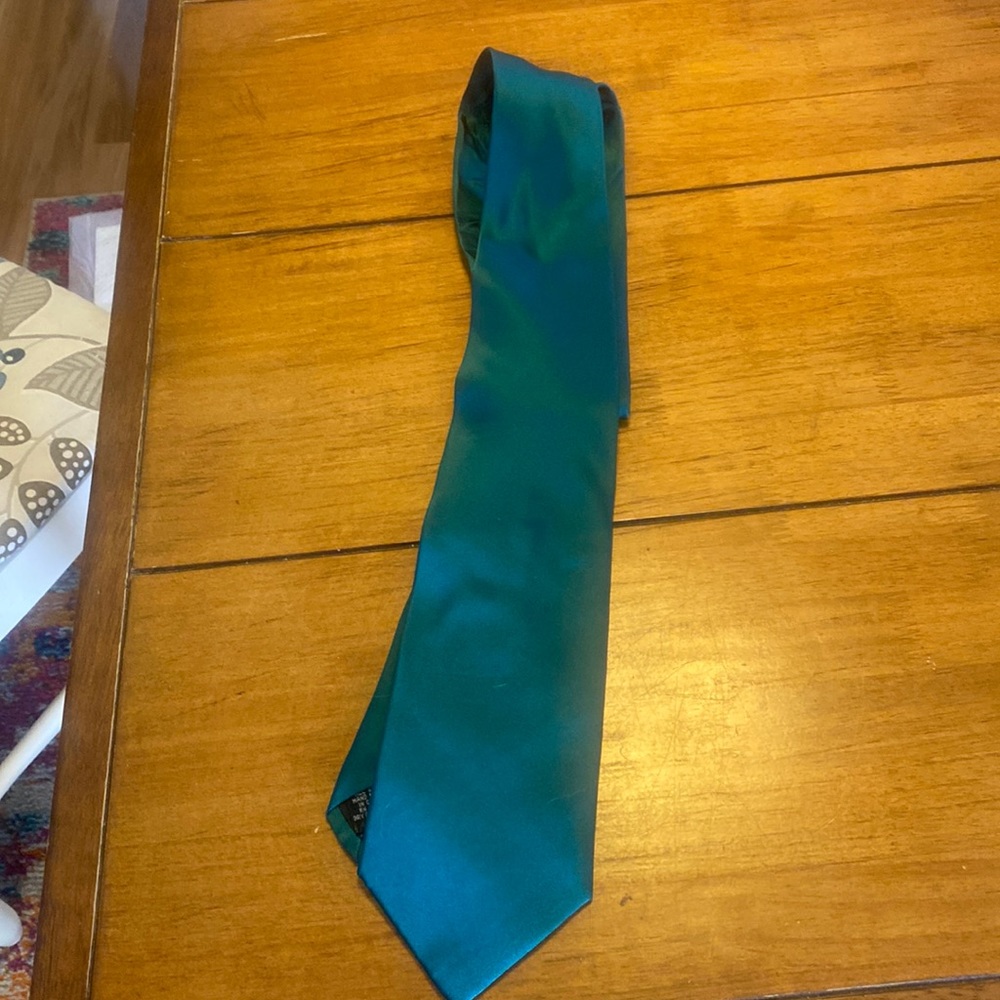Stafford silk tie